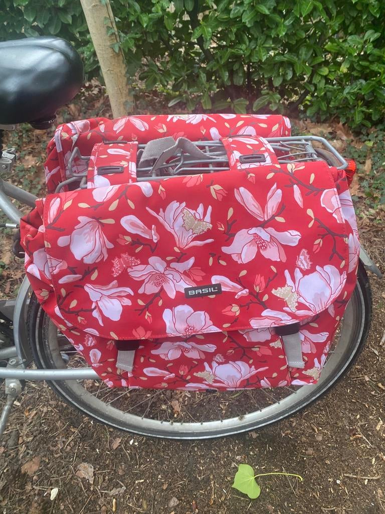 Fietszakken Basil rood gebloemd, Fietsen en Brommers, Ophalen of Verzenden, Nieuw