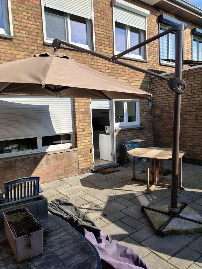 Professionele parasol, Enlèvement