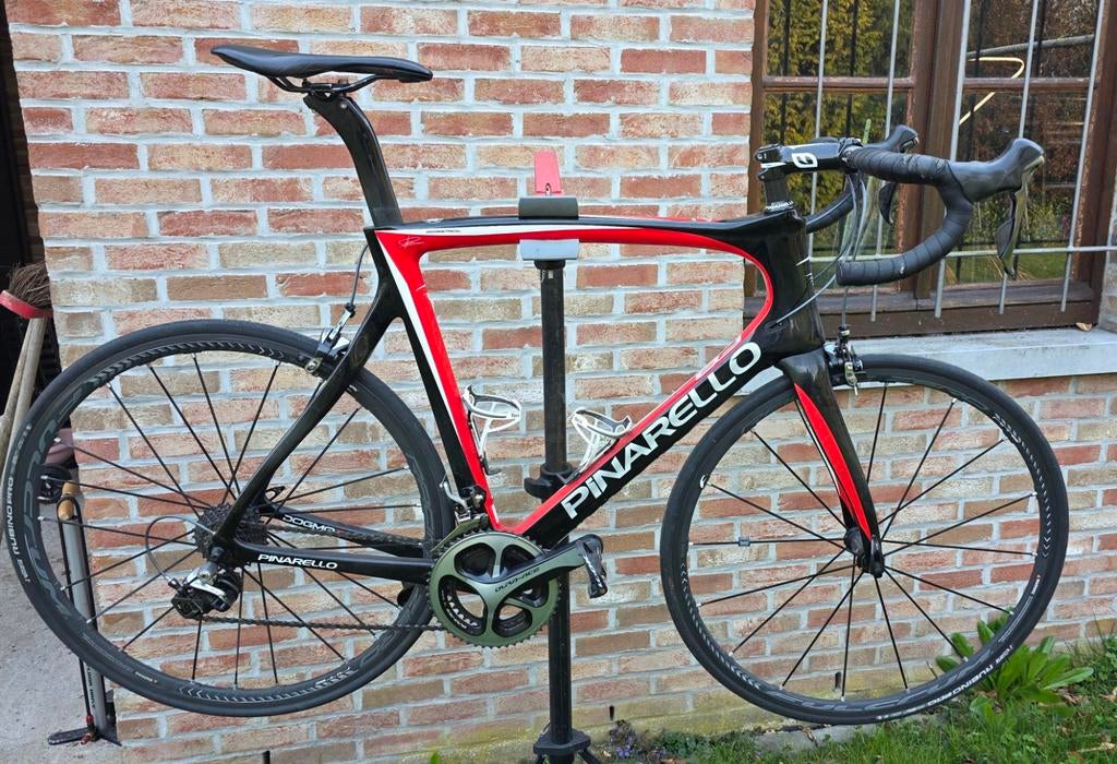 Pinarello Dogma F8 carbone - Dura-Ace - Cadre homologué UCI, Vélos & Vélomoteurs, Autres marques, 10 à 15 vitesses, 57 à 61 cm