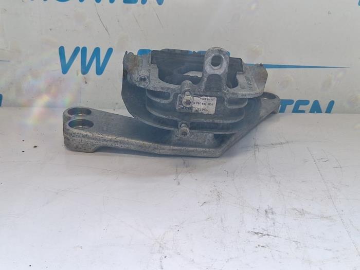 Motorsteun van een Volkswagen Golf, Auto-onderdelen, Gebruikt, -, Volkswagen, -