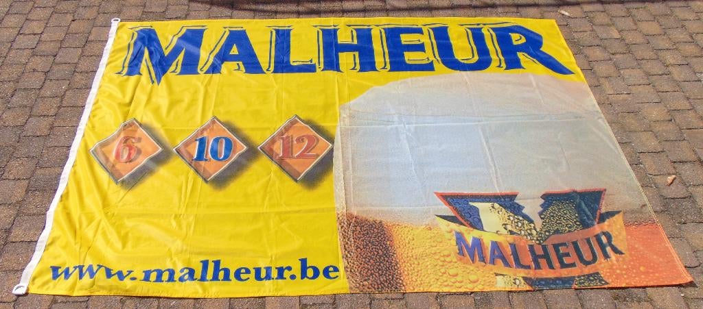 Mancave , Malheur bier Grote Vlag 205 x 135 cm Nieuw, Verzamelen, Biermerken, Ophalen of Verzenden, Nieuw, Reclamebord, Plaat of Schild