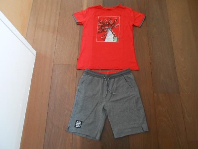 NUKUTAVAKE t-shirt en short jongen 12 jaar = setje, Gebruikt, Ophalen of Verzenden, Setje, Nukutavake