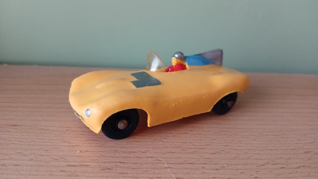 Vinyl line tomte jaguar, Hobby en Vrije tijd, Modelauto's | 1:43, Ophalen of Verzenden, Tomte