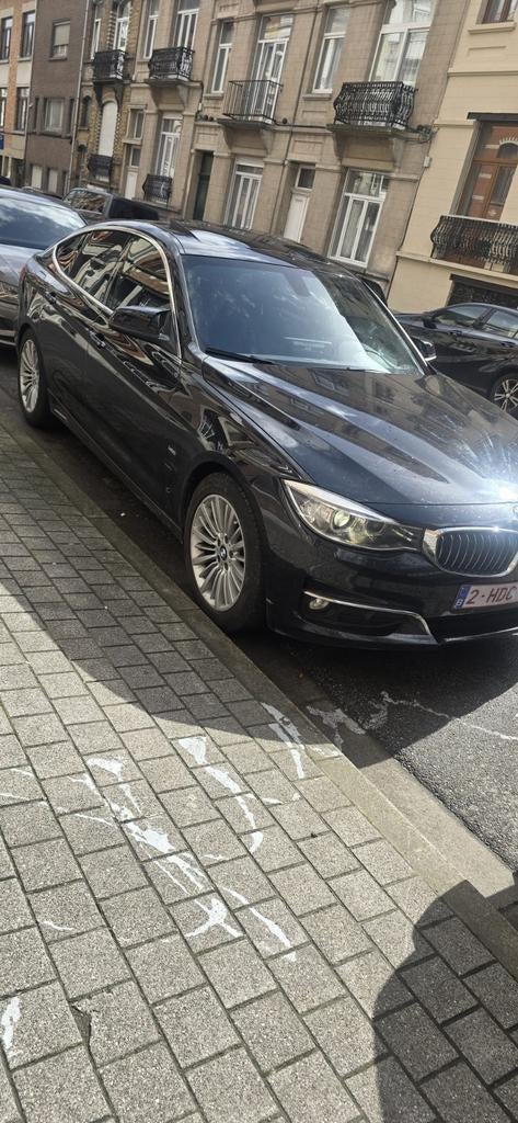 Bmw 318D automatique, Auto's, BMW, Automaat, Achterwielaandrijving, Zwart, Leder