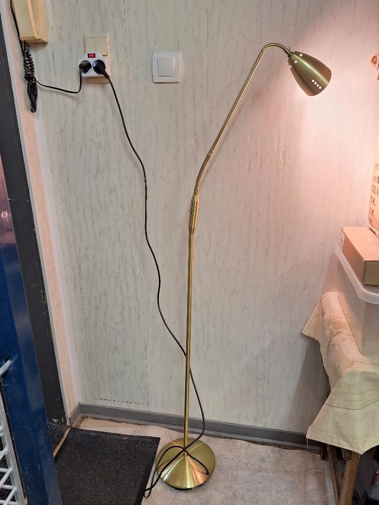 oude leeslamp met led verlichting, Ophalen of Verzenden, Zo goed als nieuw, Metaal, 150 tot 200 cm