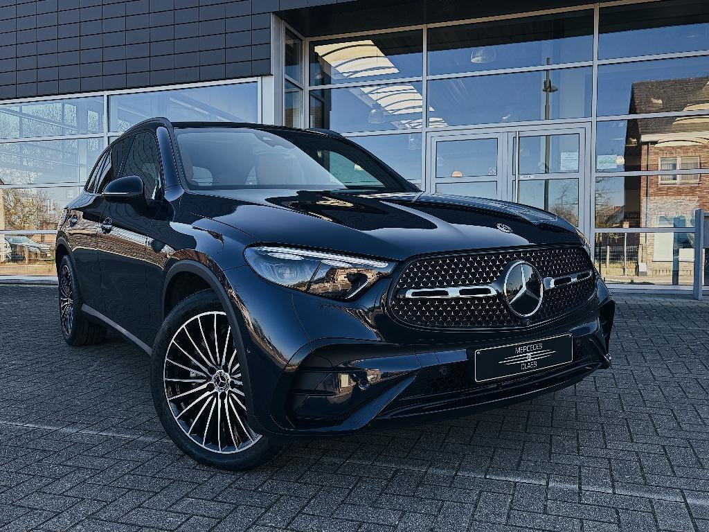 Mercedes GLC 200 AMG LINE, Autos, Mercedes-Benz, Cuir, Achat, 174 g/km, Entreprise