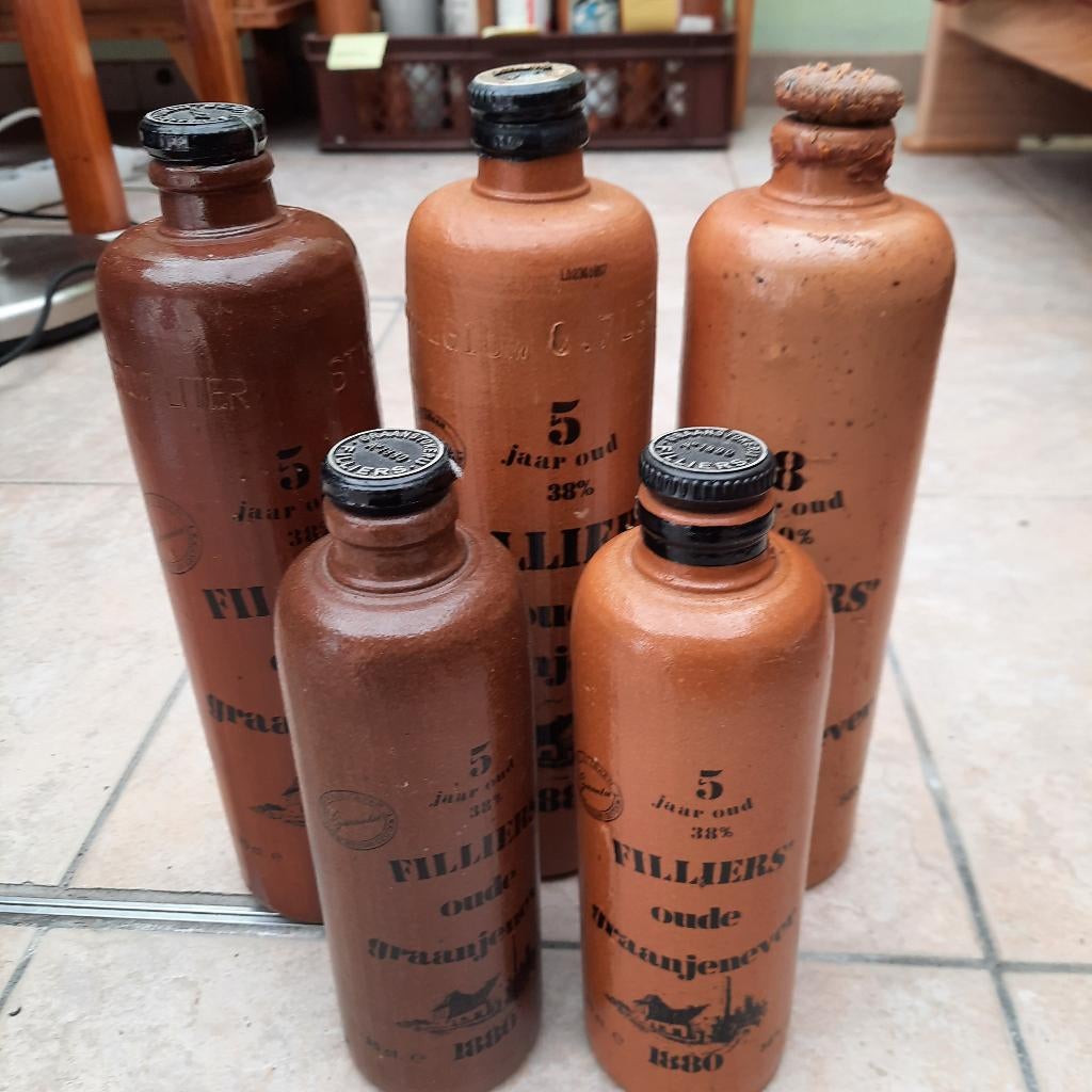 lege jeneverflessen Filliers, Ophalen, Gebruikt