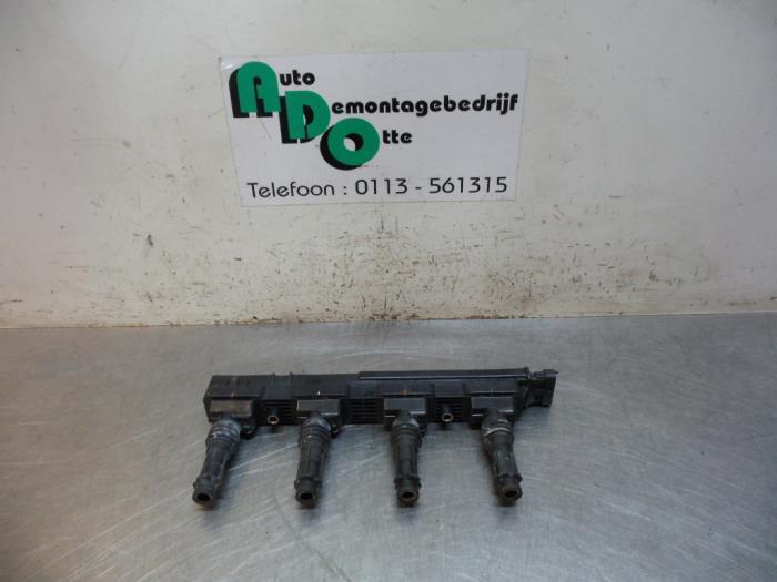 Disontsteking van een Opel Corsa (Corsa C 00-), Gebruikt, -, -, Opel