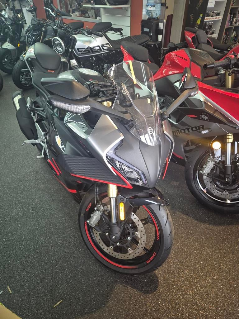 Opruiming cf 450 sr we starten met moto showroom uitverkoop, Motoren, Motoren | CFMOTO, Particulier