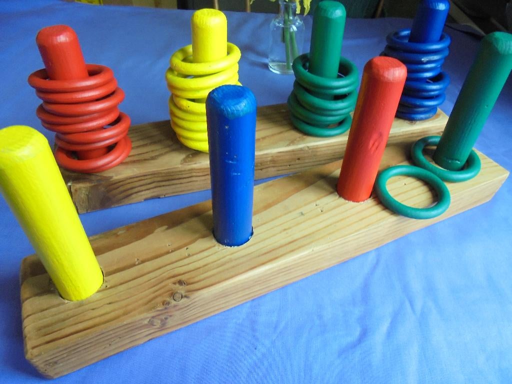 Jeu de triles enfants : couleurs base  rouge-bleu-jaune-vert, Enlèvement ou Envoi, Utilisé, Autres types