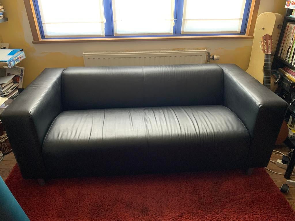 Divan en cuir noir, Maison & Meubles, Canapés | Salons, 75 à 100 cm, Comme neuf, Enlèvement, 150 à 200 cm