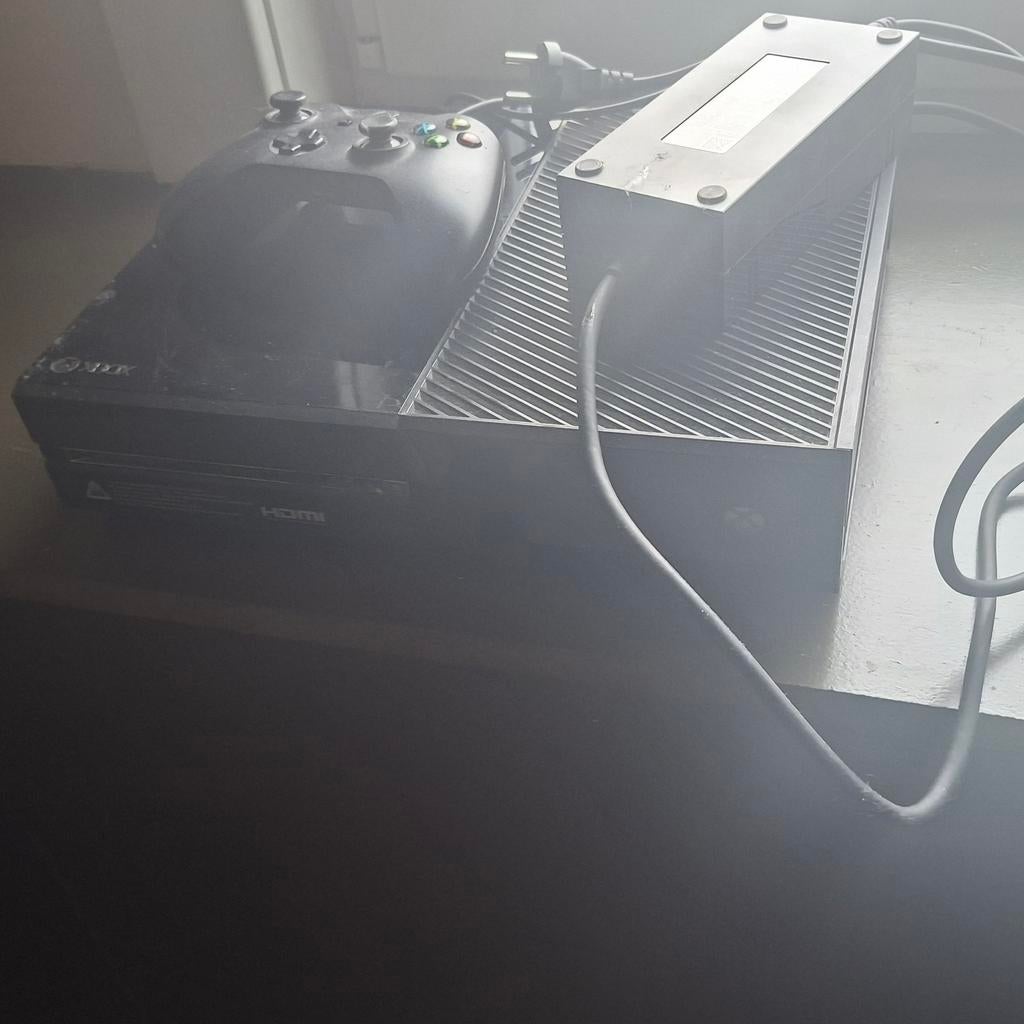 Xbox One 1540 - 500gb, Games en Spelcomputers, Ophalen of Verzenden