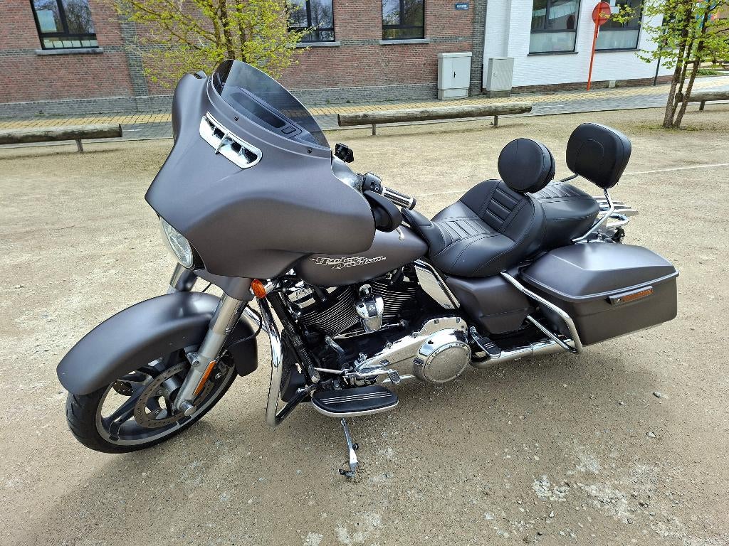 Harley Davidson Street Glide Special 2017 Pearl, 2 cilinders, 1745 cc, Motorrijbewijs A, Particulier