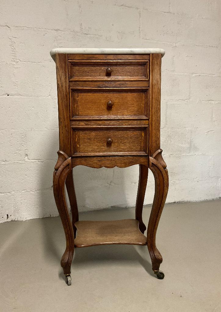 Antiek kastje met marmeren blad op wieltjes, Antiek en Kunst, Ophalen