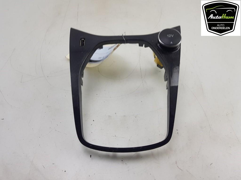 DASHBOARD DEEL Ford Fiesta 7 (01-2017/07-2023), Auto-onderdelen, Gebruikt, Ford