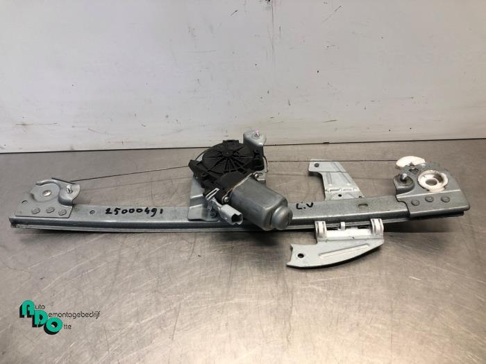 Mécanique vitre 4portes avant gauche d'un Toyota Aygo (Aygo, -, 3 mois de garantie, Toyota, Utilisé