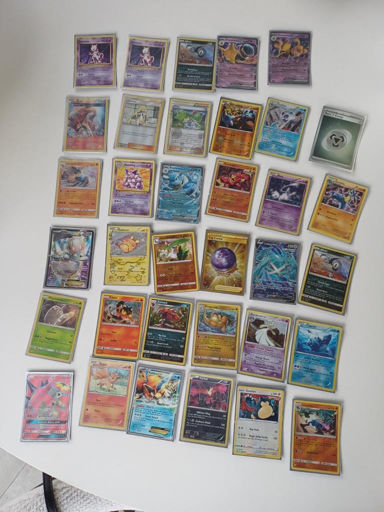 Lot pokemon kaarten, Hobby & Loisirs créatifs, Jeux de cartes à collectionner | Yu-gi-Oh!, Enlèvement ou Envoi, Comme neuf, Plusieurs cartes