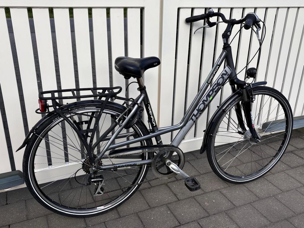 Damesfiets Thompson, Ophalen