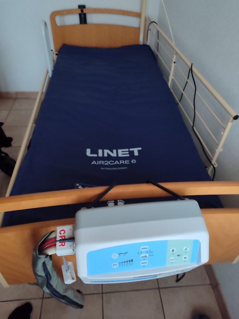 Anti decubitus matras, Ophalen, Gebruikt
