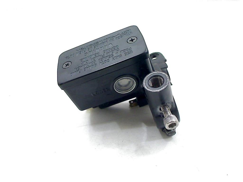 REMPOMP VOOR Suzuki SFV 650 Gladius (SFV650) (01-2000/-), Motoren, Dhr. S. di Majo, Gebruikt, Info@cama-motorparts.nl, P.J. Troelstraweg 8 8
3144 CX  MAASSLUIS, NL