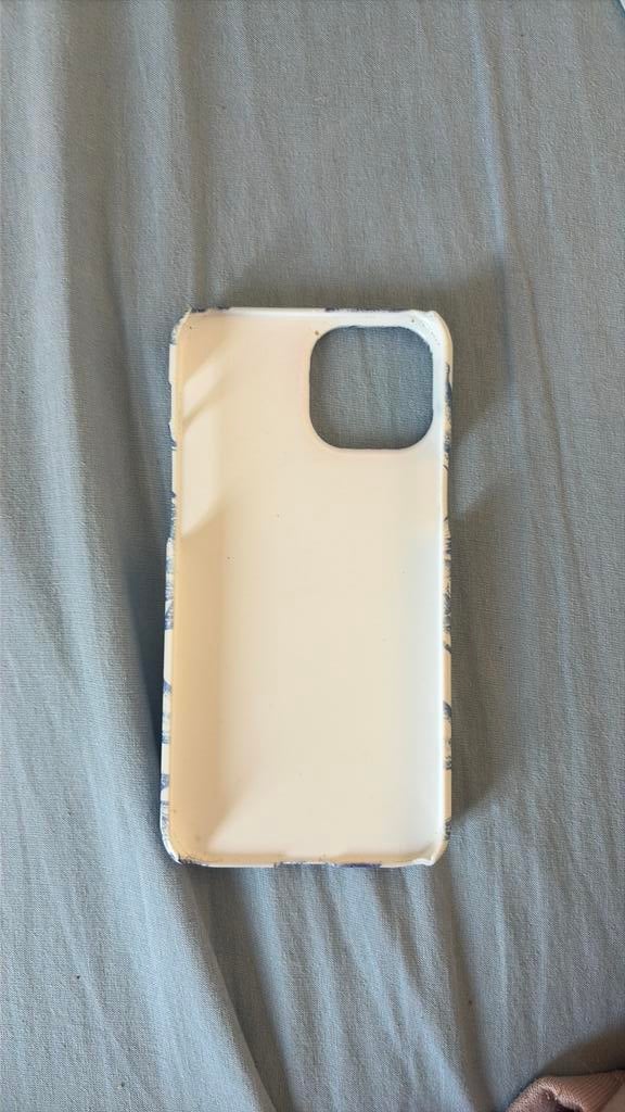 Burga Iphone 13 mini hoesje, Ophalen, Gebruikt, IPhone 13 mini, Hoesje of Tasje