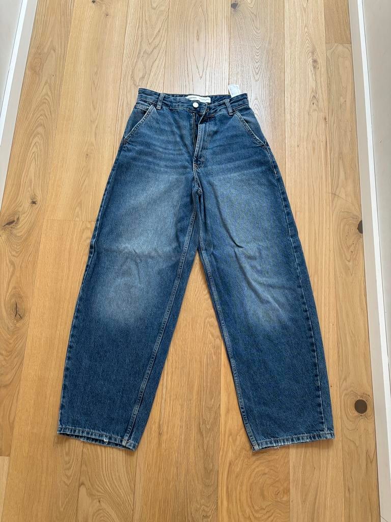 Jean ballon Bershka, Enlèvement ou Envoi, Comme neuf, Bleu, W27 (confection 34) ou plus petit