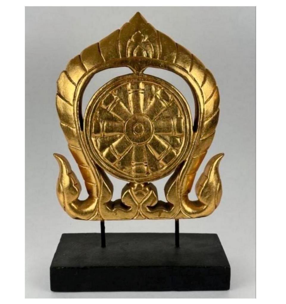 Pierre limite d'un temple thaïlandais sculpté du XIXe siècle, Enlèvement ou Envoi