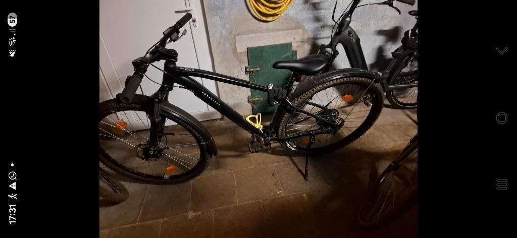 Zwarte mountainbike Decathlon, Fietsen en Brommers, Fietsen | Mountainbikes en ATB, Ophalen, Zo goed als nieuw, Heren, Overige merken