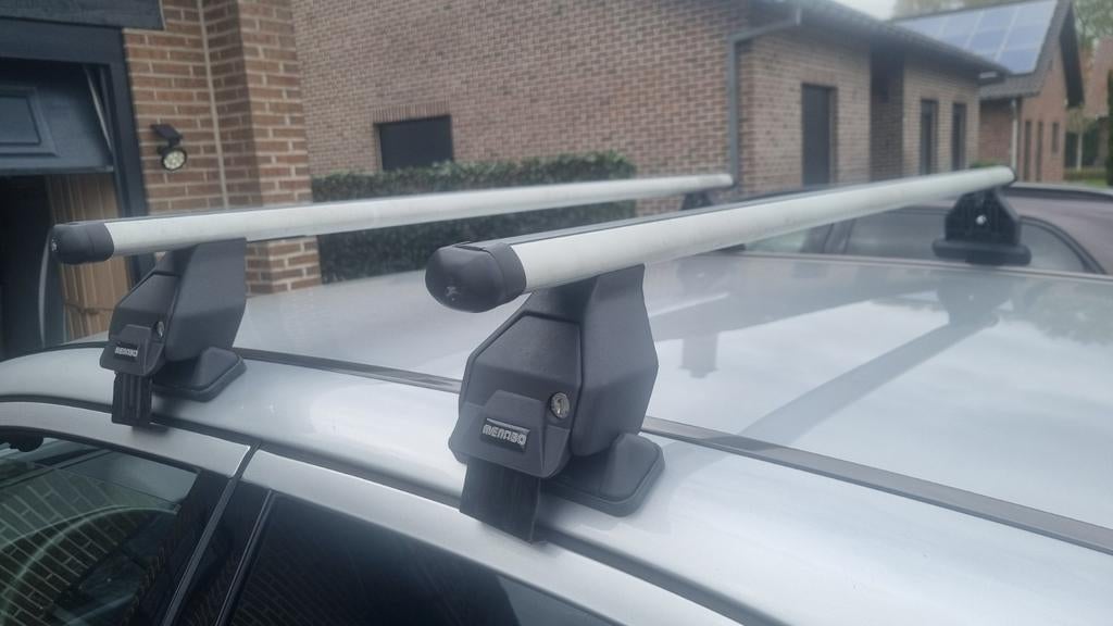 Menabo dakdragers Universeel, Enlèvement ou Envoi