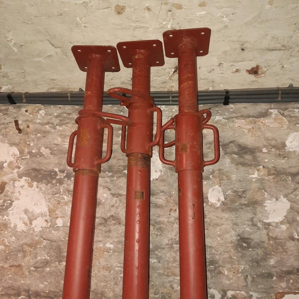 3 etancons 2mx3m60, Enlèvement