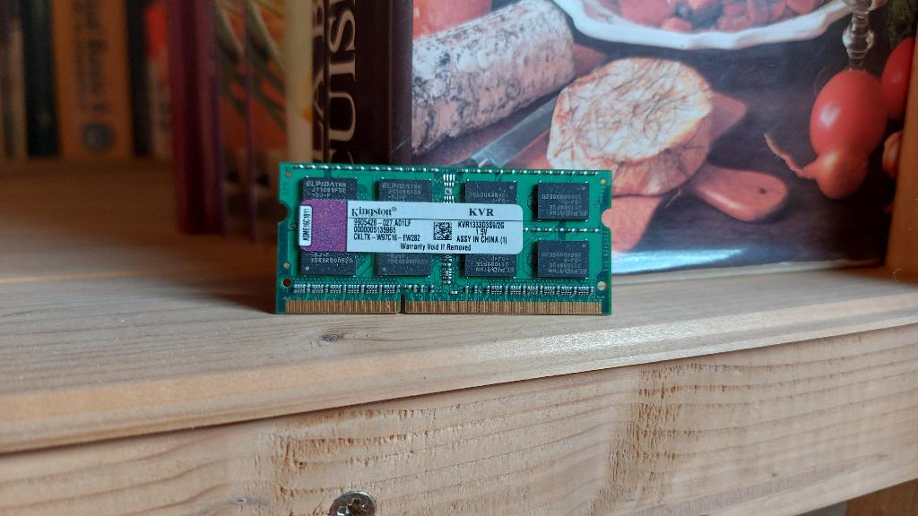 Ram DDR3 Kingston 2G, Informatique & Logiciels, DDR3, Comme neuf, Enlèvement, 2 GB