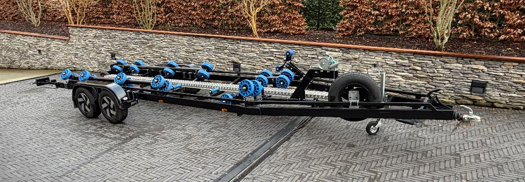 Boot trailer, Watersport en Boten, Boottrailers, Ophalen, 1500 tot 3000 kg, 6 tot 9 meter, Overige typen