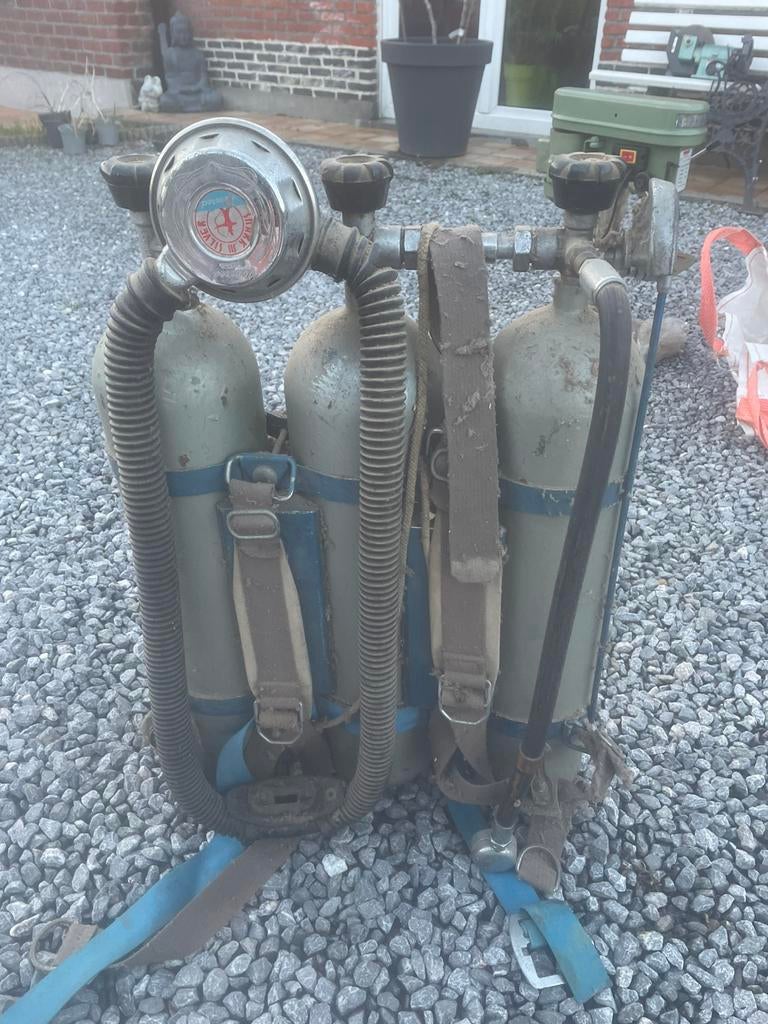 Duikflessen jaren 60, Watersport en Boten, Duiken, Ophalen, Zo goed als nieuw