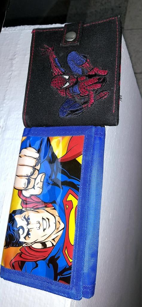 Portefeuille enfant lot 2 pièces à saisir ️️️️↙️, Bijoux, Sacs & Beauté, Porte-monnaie & Portefeuilles, Autres marques, Comme neuf