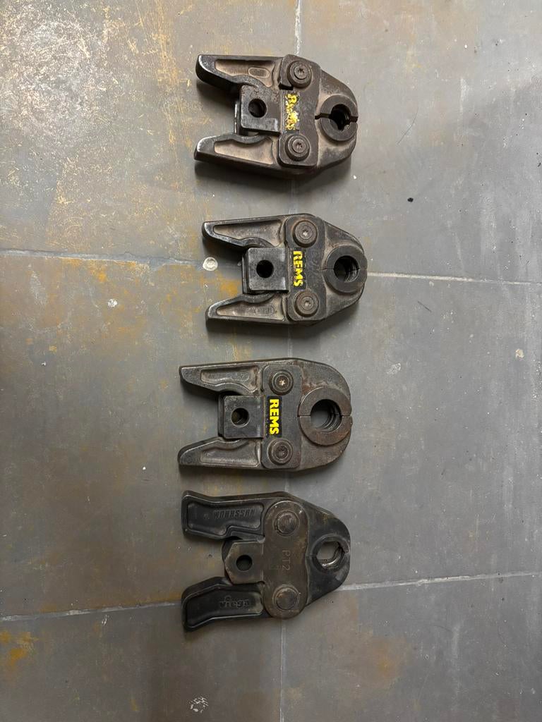 Mâchoire à sertir, Enlèvement, Comme neuf