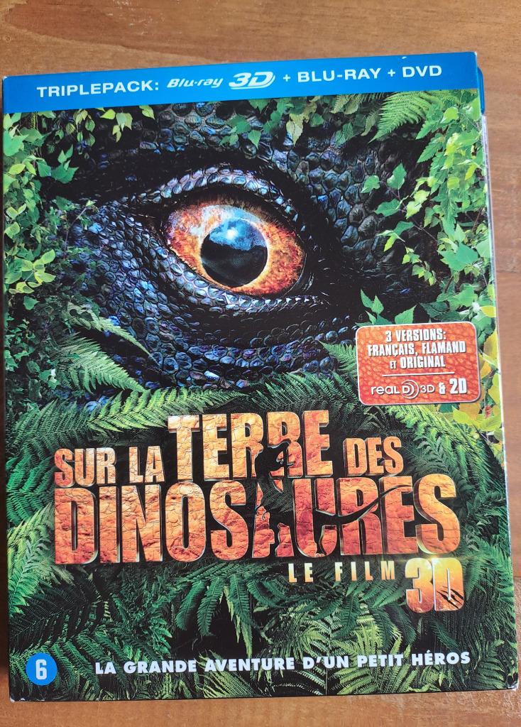 Sur la terre des dinosaures - blu-ray 3d + blu-ray + dvd, CD & DVD, Blu-ray, Utilisé, Documentaire et Éducatif, 3D, Enlèvement ou Envoi