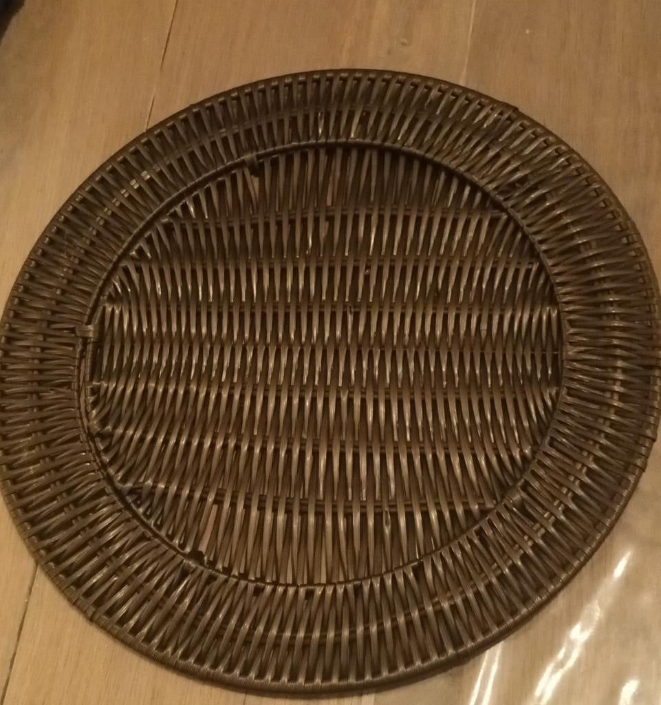 Tafel accessoires  onderzetters voor borden, Ophalen