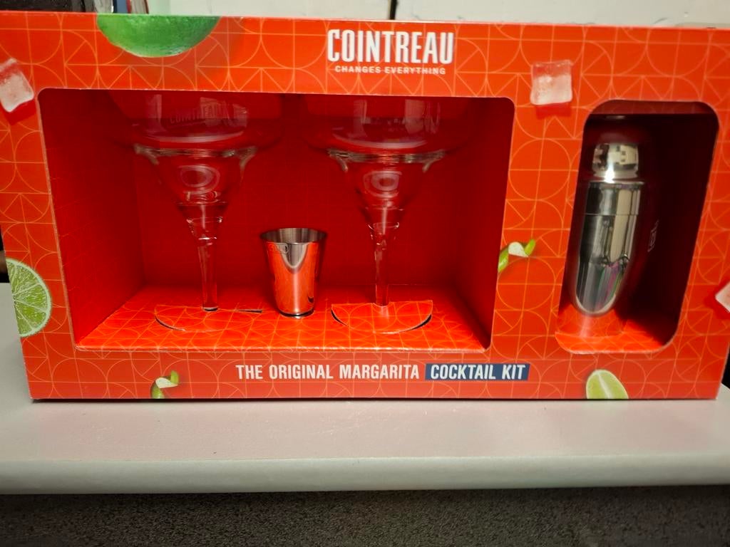 Cointreau 2 verres à cocktail Margarita + set de mixage, Collections, Enlèvement