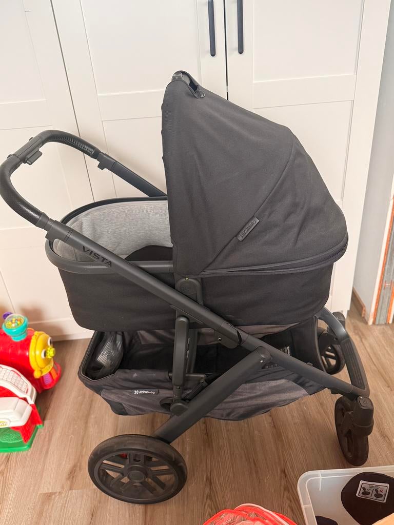 Uppababy Vista V2 volledige koets zwart, Autres marques, Tige de poussée réglable, Enlèvement, Utilisé