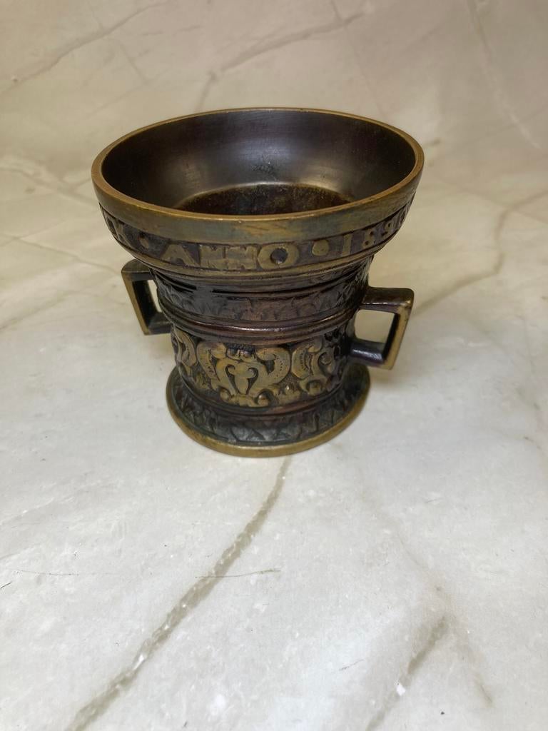 Mortier en bronze inspiré des modèle néerlandais, Enlèvement ou Envoi, Bronze