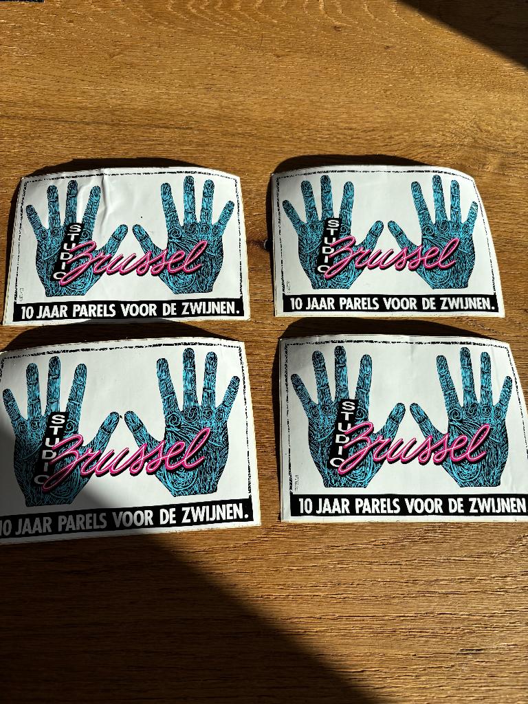 Stickers radio Donna en Studio Brussel, Ophalen of Verzenden, Nieuw, Film, Tv of Omroep