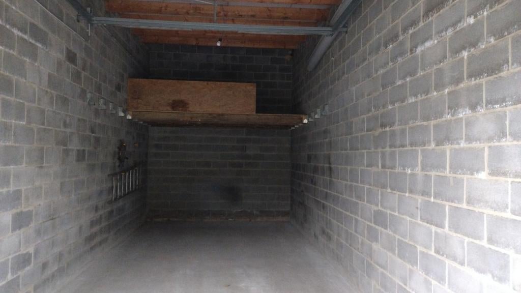 Entrepôt à louer ( pour indépendants ), Bricolage & Construction, Métaux, Enlèvement