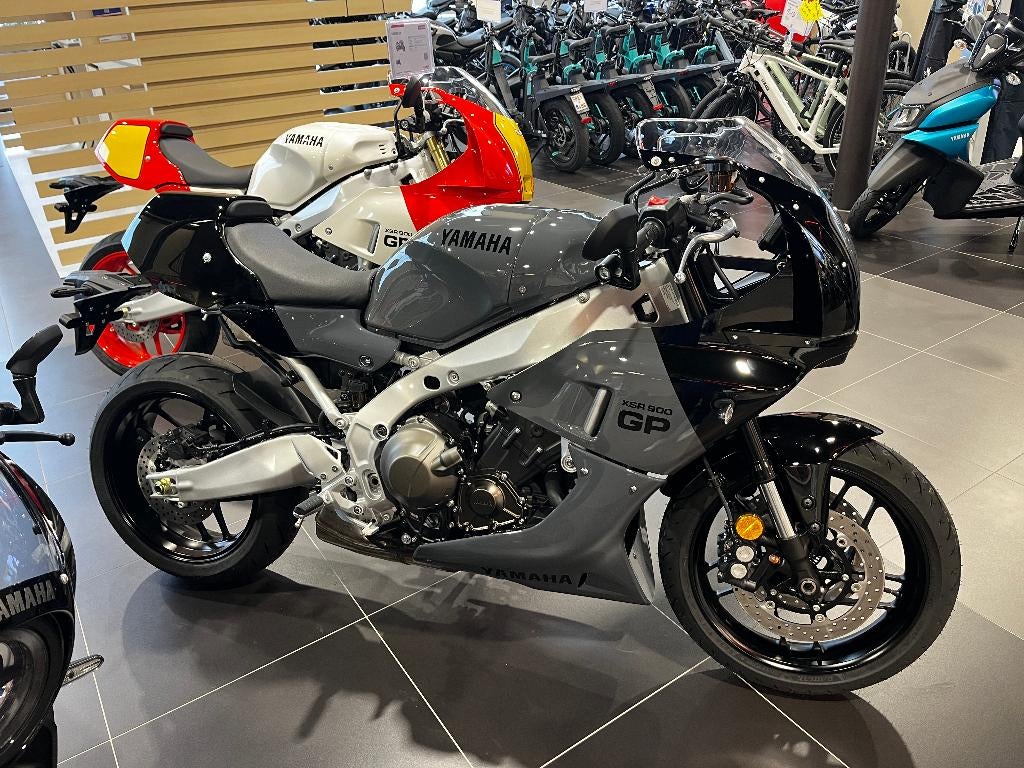 Yamaha XSR900 GP Power Grey, Motos, Permis Moto A, Entreprise, Plus de 35 kW, Sport