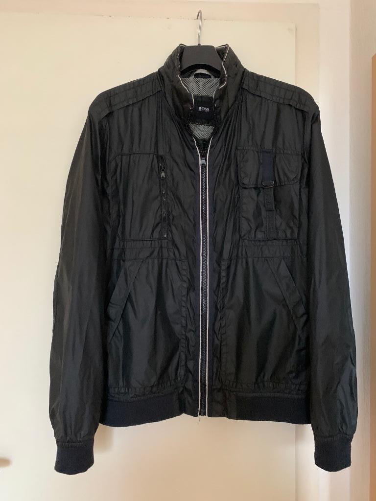 Veste légère BOSS Hugo Boss noir t.54/52 (L), Vêtements | Hommes, Pulls & Vestes, Boss, Enlèvement ou Envoi, Noir, Taille 52/54 (L)