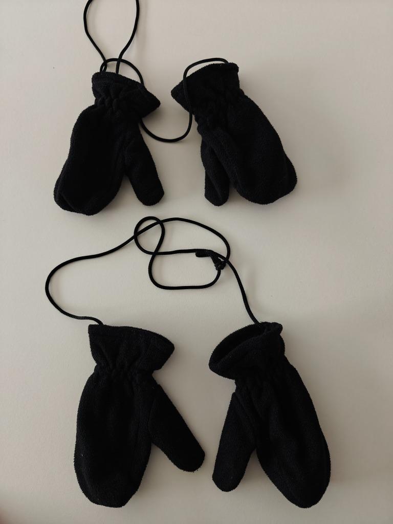 2 paar fleece kinderwanten met koord maat 98/104, Kinderen en Baby's, Kinderkleding | Mutsen, Sjaals en Handschoenen, Ophalen