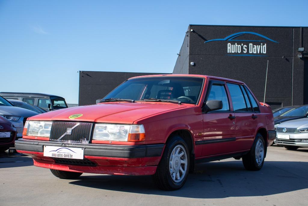 Volvo 940 GL Aut. 2.3i / OLDTIMER / ELEKTR. RAMEN, 4 deurs, 4 cilinders, Grijs, 1600 kg