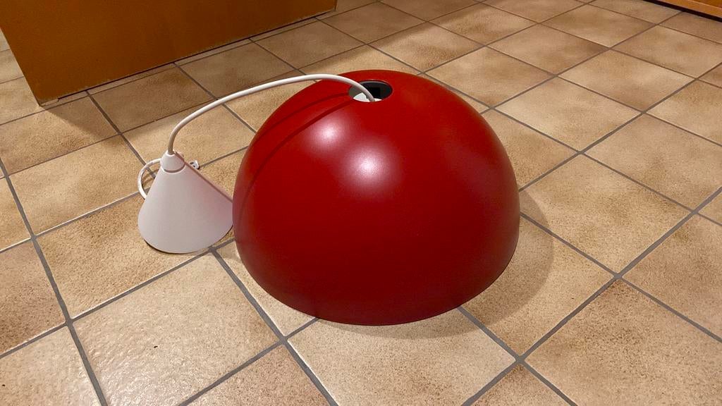 Hanglamp Ikea rood. Diameter 45 cm., Ophalen, Zo goed als nieuw, Metaal, Modern