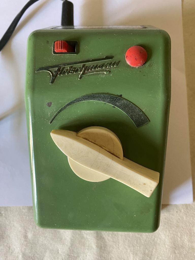 Fleischmann  Type:  712  Regelbare  Transformator, Hobby en Vrije tijd, Modeltreinen | H0, Gebruikt, Transformator of Voeding