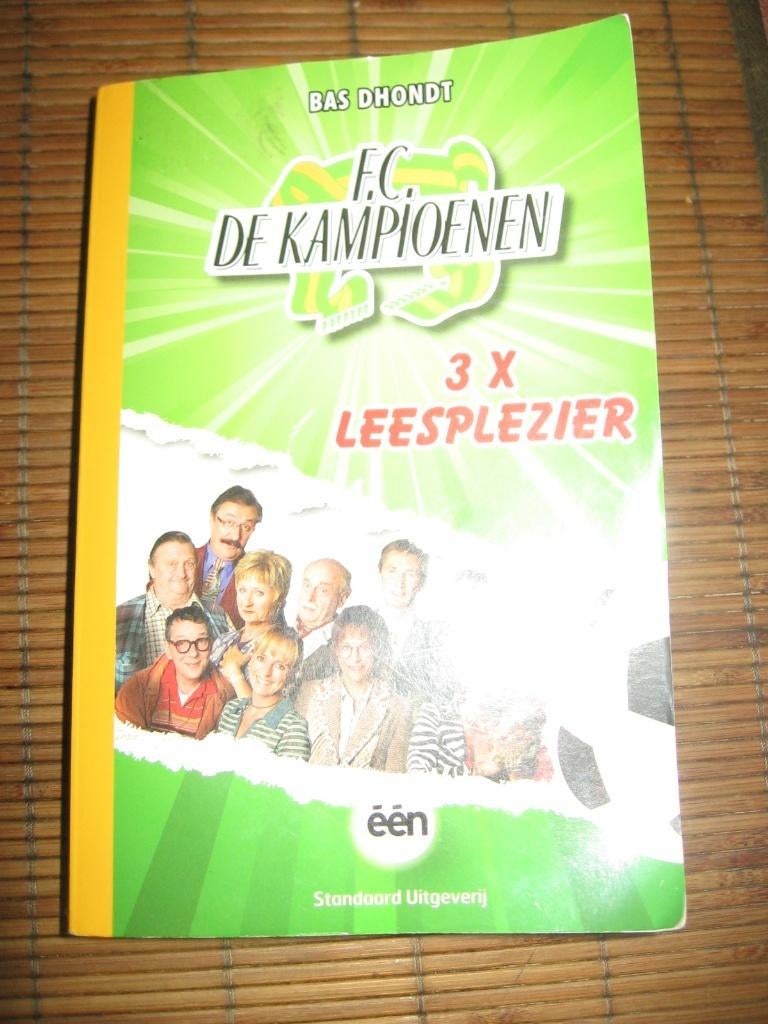 dik lees boek met 3 verhalen van FC de kampioenen, Ophalen, Gelezen, Verhalen