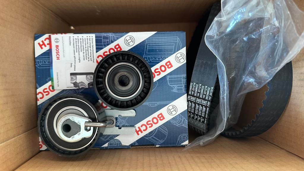 BOSCH 1987948721 Courroie de distribution pour Volvo Peugeot, Autos : Pièces & Accessoires, Enlèvement ou Envoi, Suzuki